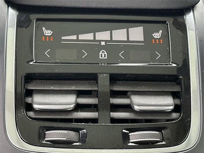 2023 Volvo XC90 Plus