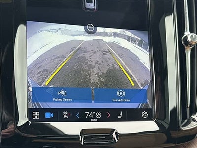 2023 Volvo XC60 Recharge Plug-In Hybrid Ultimate Bright Theme