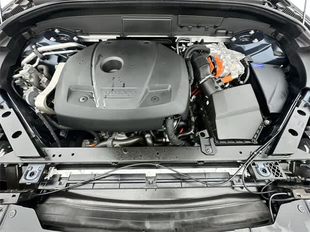 2023 Volvo XC60 Recharge Plug-In Hybrid Ultimate Bright Theme