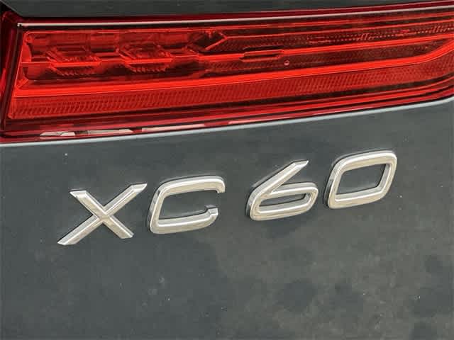 2023 Volvo XC60 Recharge Plug-In Hybrid Ultimate Bright Theme