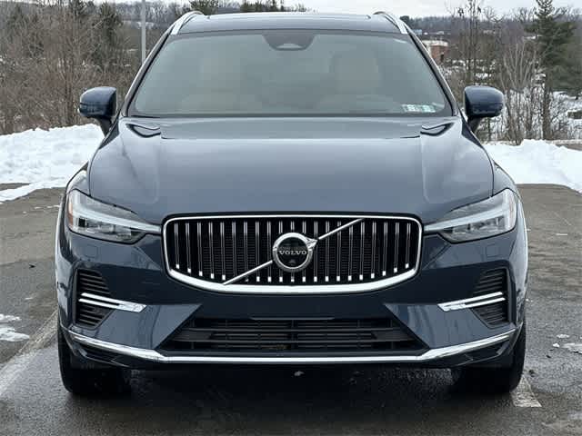 2023 Volvo XC60 Recharge Plug-In Hybrid Ultimate Bright Theme