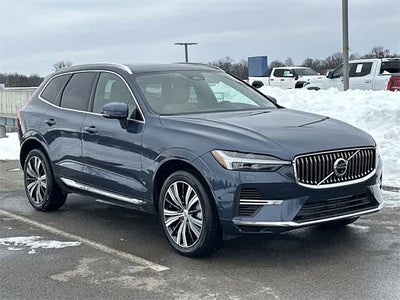 2023 Volvo XC60 Recharge Plug-In Hybrid Ultimate Bright Theme