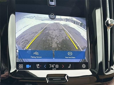 2023 Volvo XC60 Recharge Plug-In Hybrid Ultimate Bright Theme