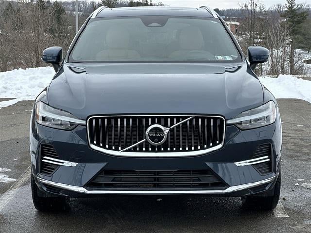 2023 Volvo XC60 Recharge Plug-In Hybrid Ultimate Bright Theme