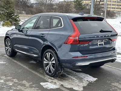 2023 Volvo XC60 Recharge Plug-In Hybrid Ultimate Bright Theme