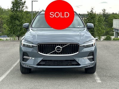 2022 Volvo XC60 Momentum