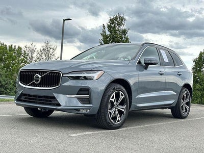 2022 Volvo XC60 Momentum