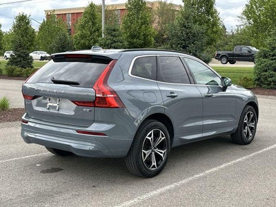 2022 Volvo XC60 Momentum