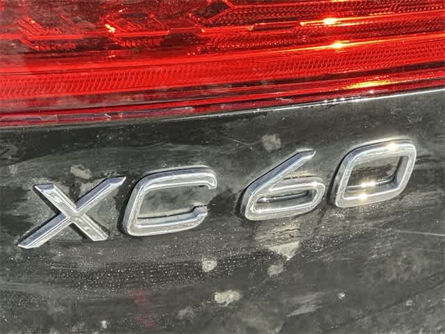 2023 Volvo XC60 Plus Bright Theme