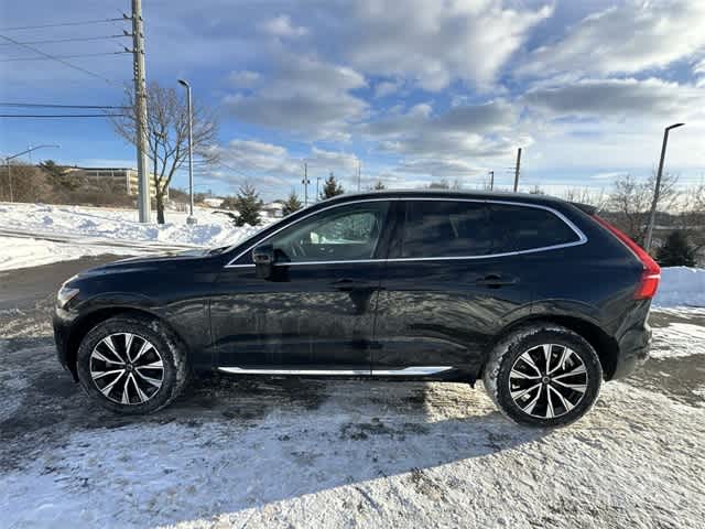 2023 Volvo XC60 Plus Bright Theme