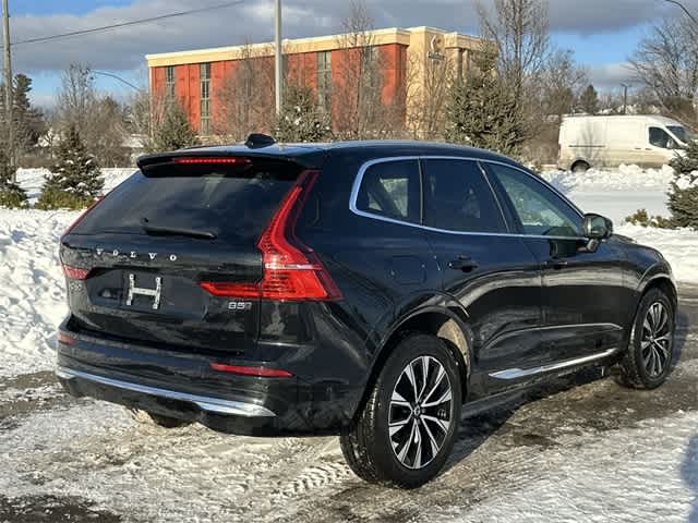 2023 Volvo XC60 Plus Bright Theme