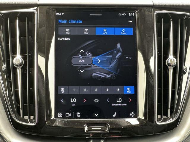 2023 Volvo XC60 Core