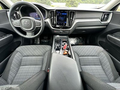 2023 Volvo XC60 Core