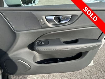 2025 Volvo V60 Cross Country Plus