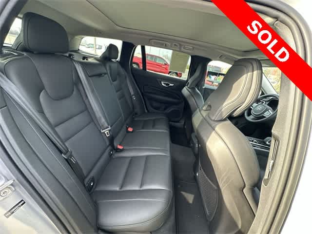 2025 Volvo V60 Cross Country Plus