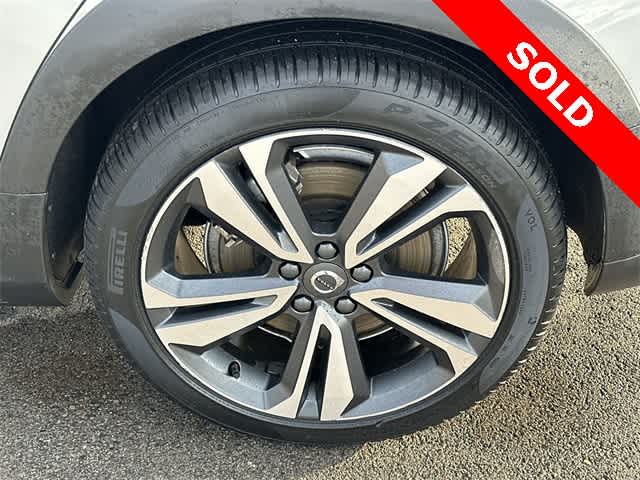 2025 Volvo V60 Cross Country Plus