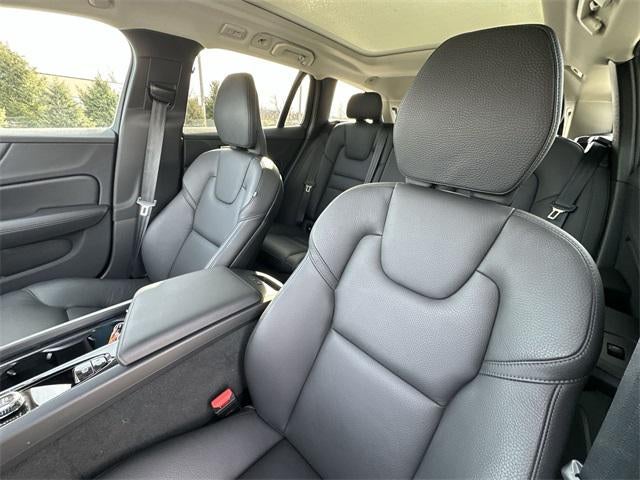 2025 Volvo V60 Cross Country Plus