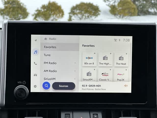 2025 Toyota RAV4 XLE Premium