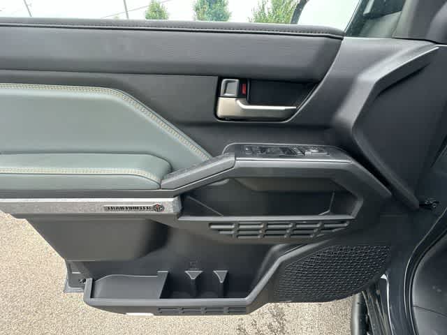 2026 Toyota Tacoma i-FORCE MAX Tacoma Trailhunter