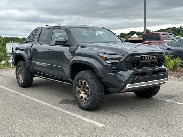 2026 Toyota Tacoma i-FORCE MAX Tacoma Trailhunter