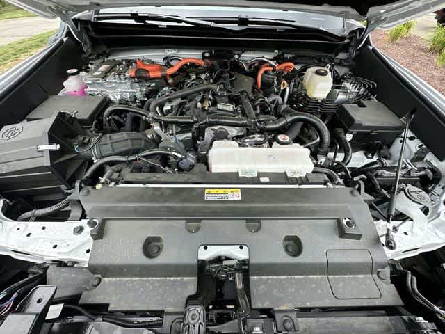 2026 Toyota Tacoma i-FORCE MAX Tacoma Trailhunter