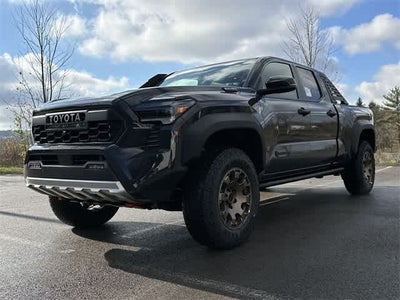 2025 Toyota Tacoma i-FORCE MAX Tacoma Trailhunter