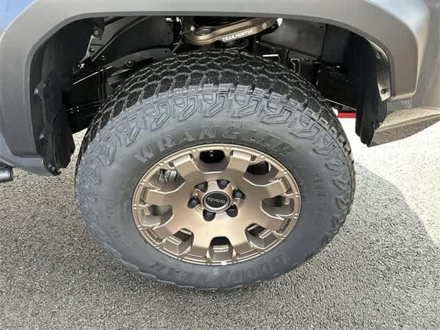 2025 Toyota Tacoma i-FORCE MAX Tacoma Trailhunter