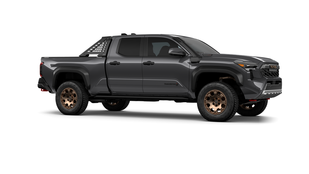 2025 Toyota Tacoma i-FORCE MAX Tacoma Trailhunter