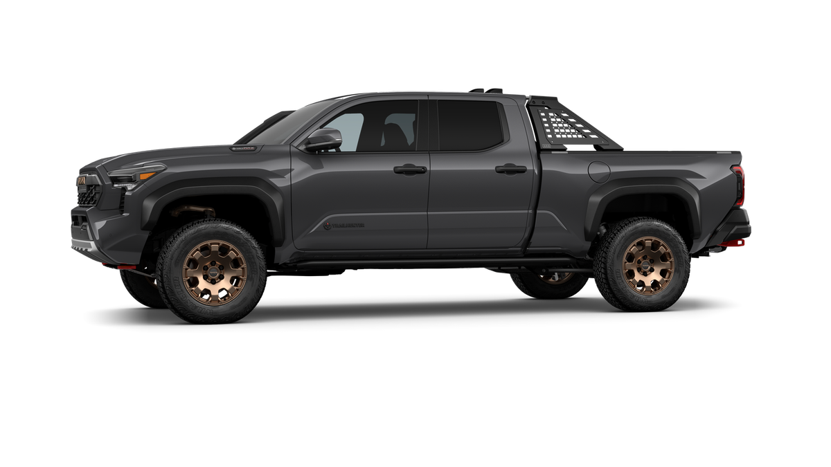 2025 Toyota Tacoma i-FORCE MAX Tacoma Trailhunter