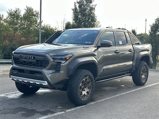 2025 Toyota Tacoma i-FORCE MAX Tacoma Trailhunter