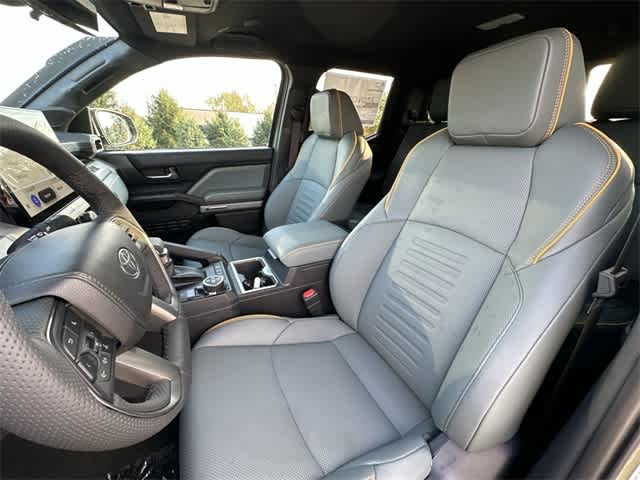 2025 Toyota Tacoma i-FORCE MAX Tacoma Trailhunter