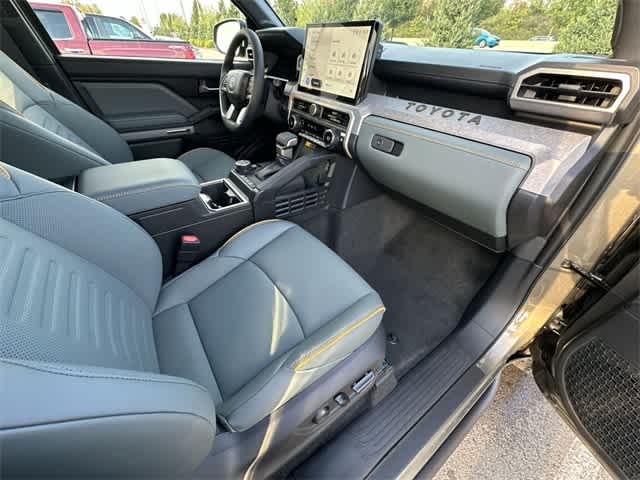 2025 Toyota Tacoma i-FORCE MAX Tacoma Trailhunter