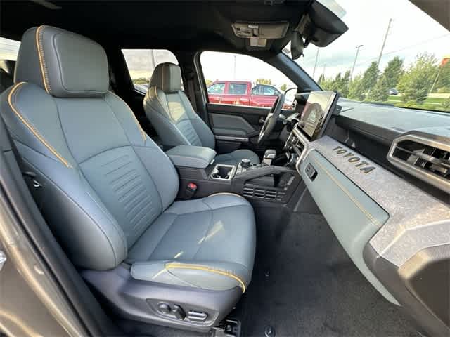 2025 Toyota Tacoma i-FORCE MAX Tacoma Trailhunter