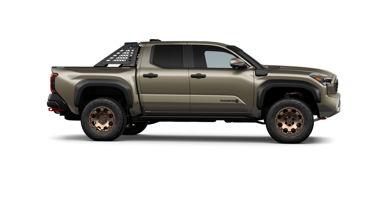 2025 Toyota Tacoma i-FORCE MAX Tacoma Trailhunter