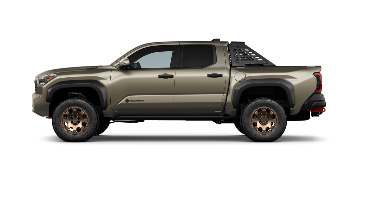 2025 Toyota Tacoma i-FORCE MAX Tacoma Trailhunter