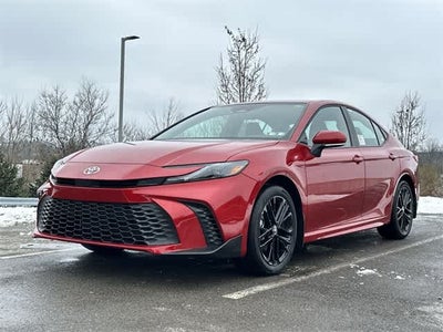 2026 Toyota Camry SE AWD