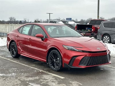 2026 Toyota Camry SE AWD