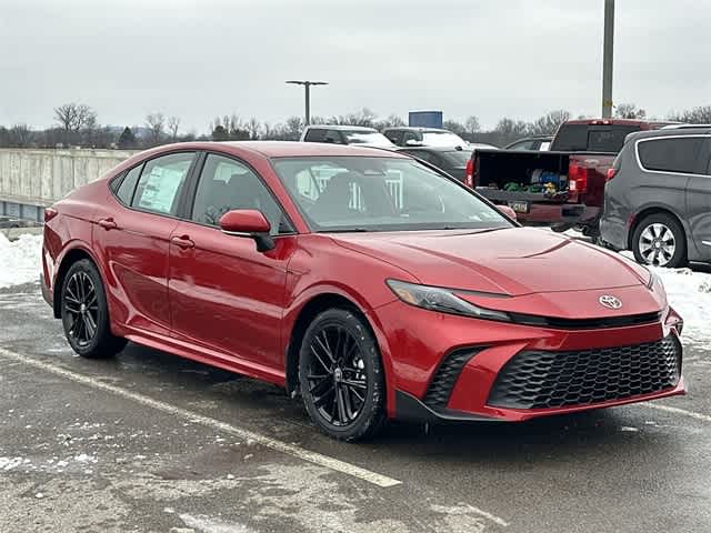 2026 Toyota Camry SE AWD