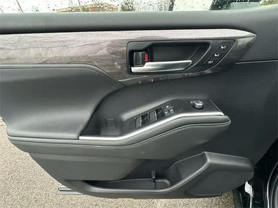 2026 Toyota Highlander Limited