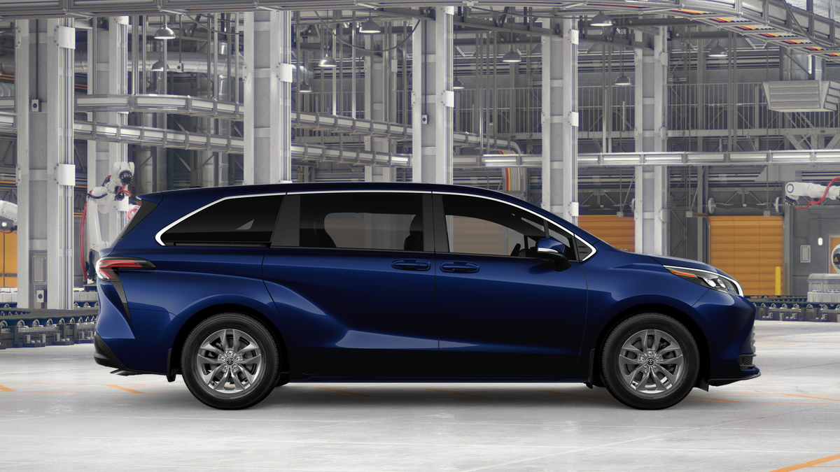 2026 Toyota Sienna LE