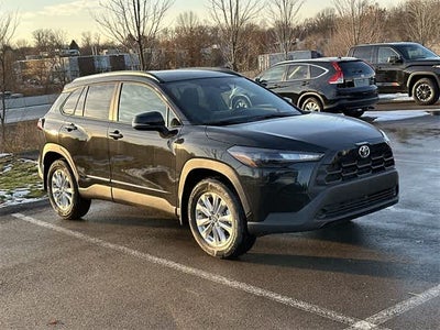 2026 Toyota Corolla Cross LE
