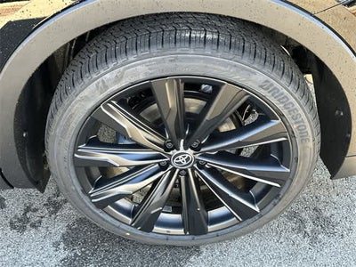 2026 Toyota Toyota Crown Nightshade