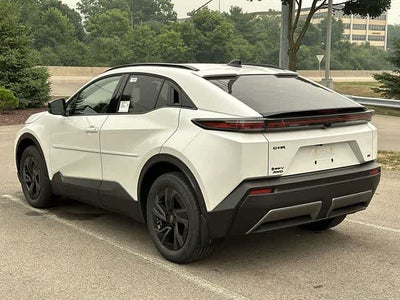 2026 Toyota C-HR SE