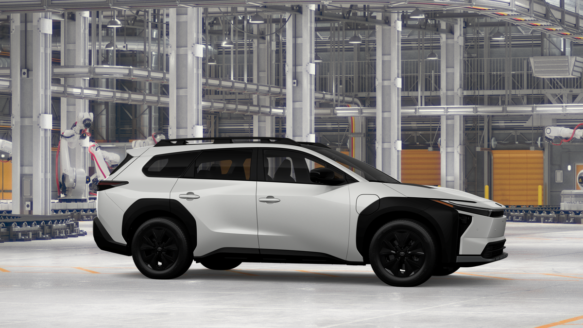 2026 Toyota bZ Woodland Base