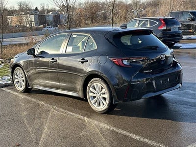 2025 Toyota Corolla Hatchback SE