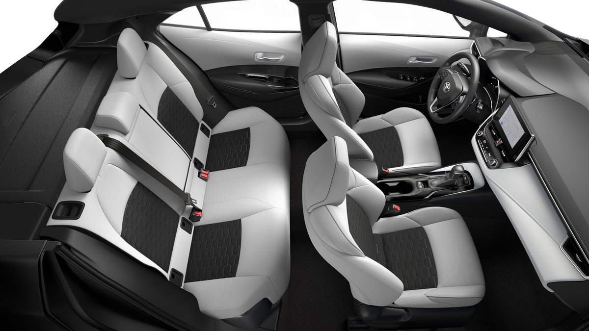 2025 Toyota Corolla Hatchback SE